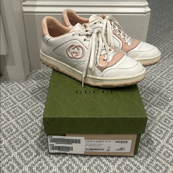 EUC Gucci Mac80 White and Pink Sneakers Womens 39 - Picture 1 of 5
